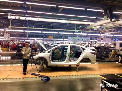 頭條·快訊 | 傳北現滄州工廠停產？中方“一把手”現場辟謠，汽車銷售或將迎來新格局